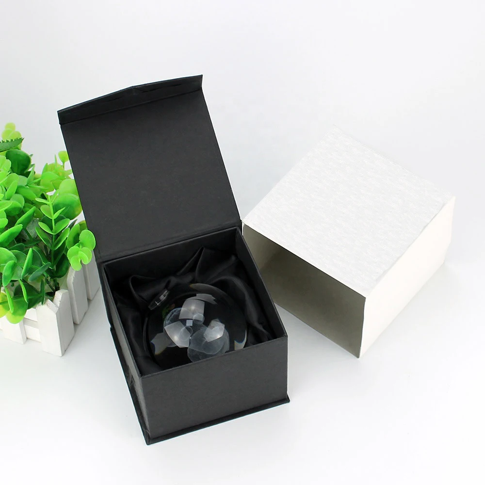 Elegant 3D Laser Engraved Etched Crystal Cube For Garden Decoration