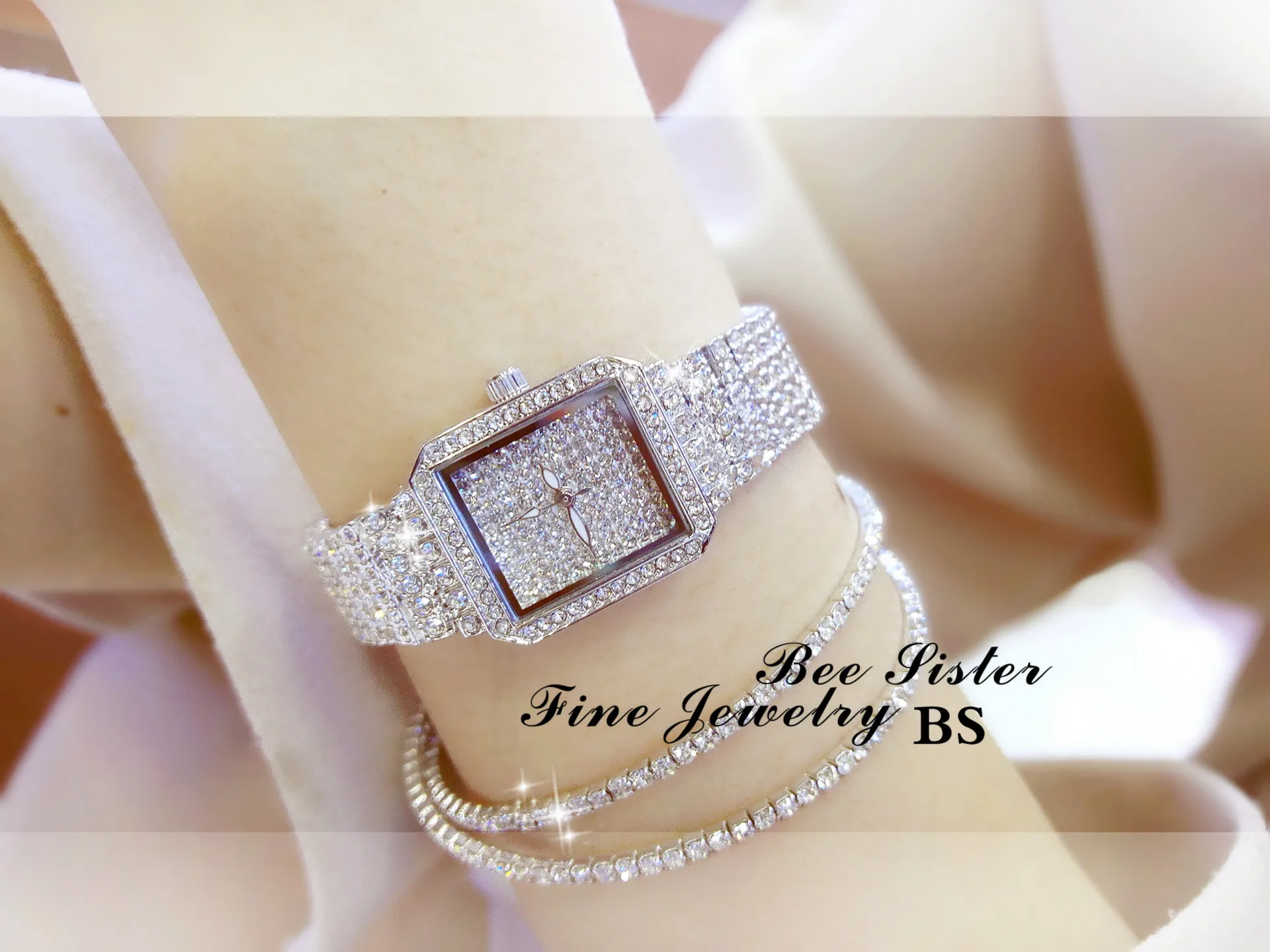 BS Full Diamond Quartz Women Silver Watches Luxury Brand Crystal Square Female Wristwatch Rhinestone Ladies Clock Montre Femme