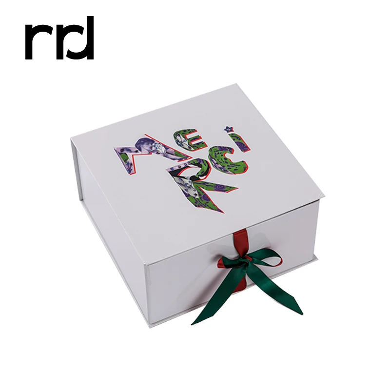 RR Donnelley Recycle Manufacturer Luxury Design Cosmetic Paper Packaging Essential Oil Packaging Foldable Magnetic Gift Box