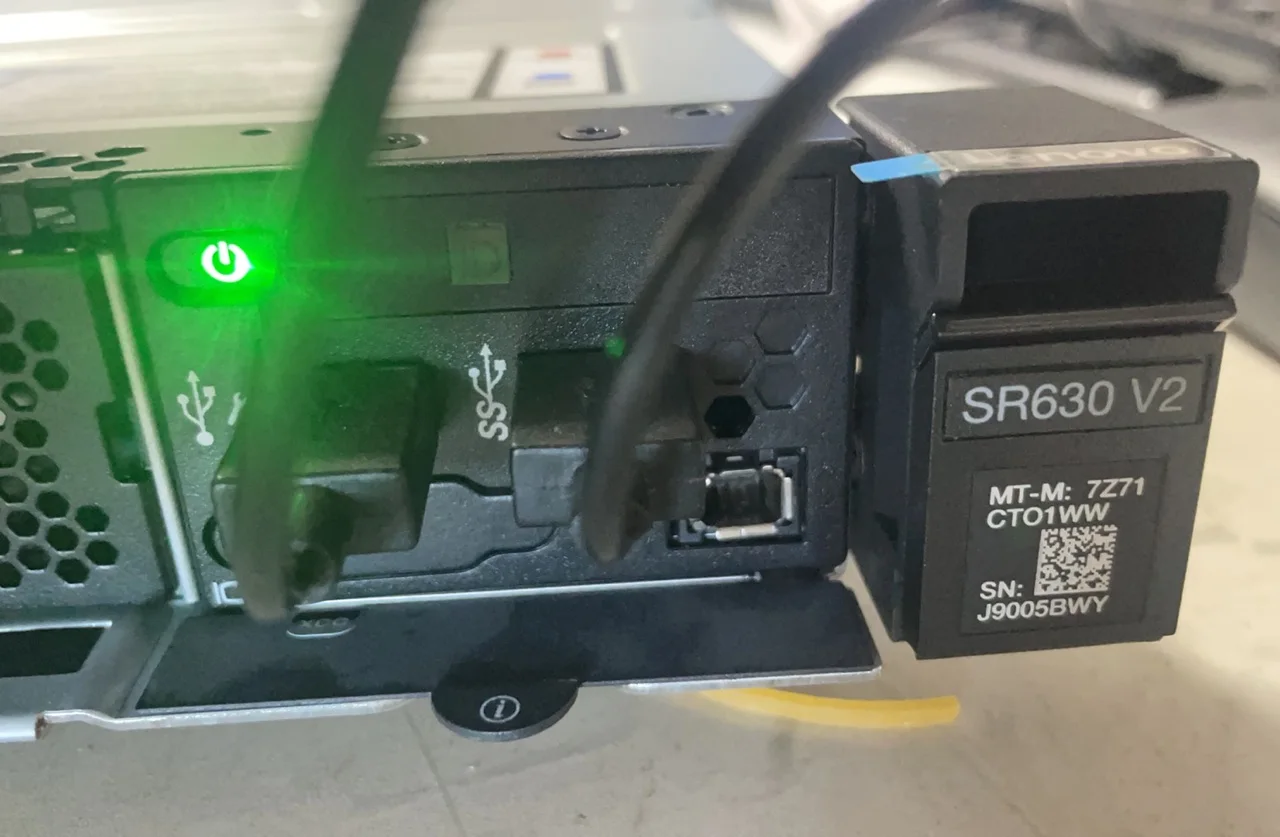 discount for lenovo Thinksystem SR630 V2 1U Rack Server case nas storage server SR630 V2 server computer