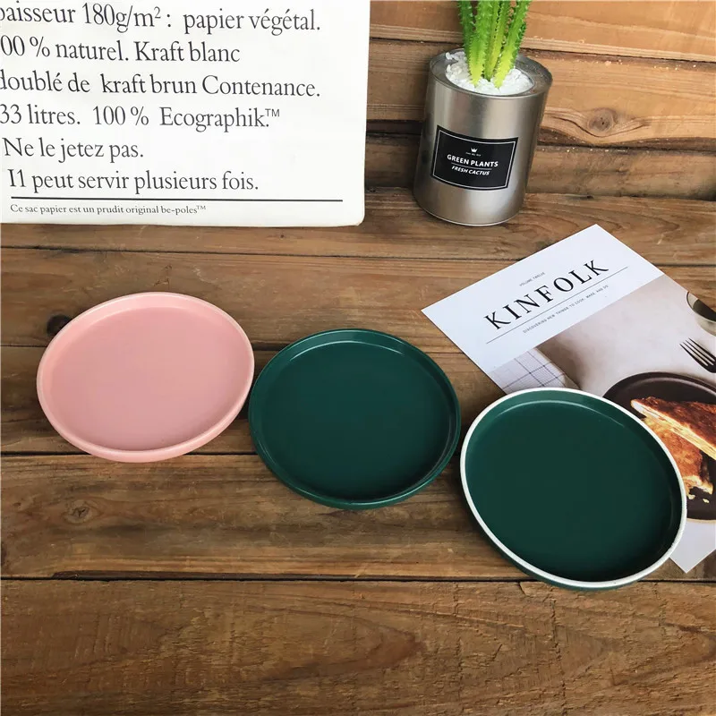 Eco-friendly cheap price ceramic round color glazed ceramic flat plate in stock