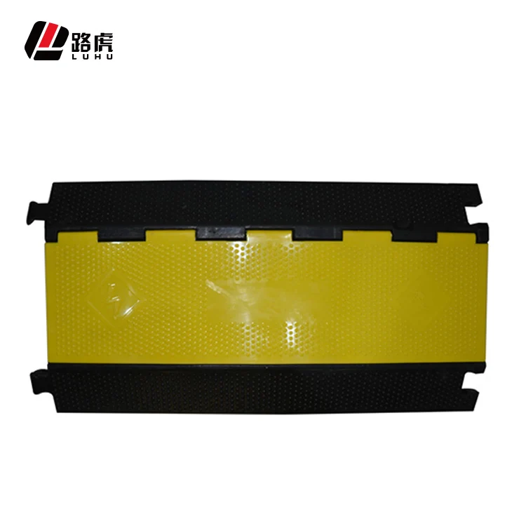 Professional Rubber PVC black yellow 2 3 5 Channel Cable Protector Wire groove speed bump