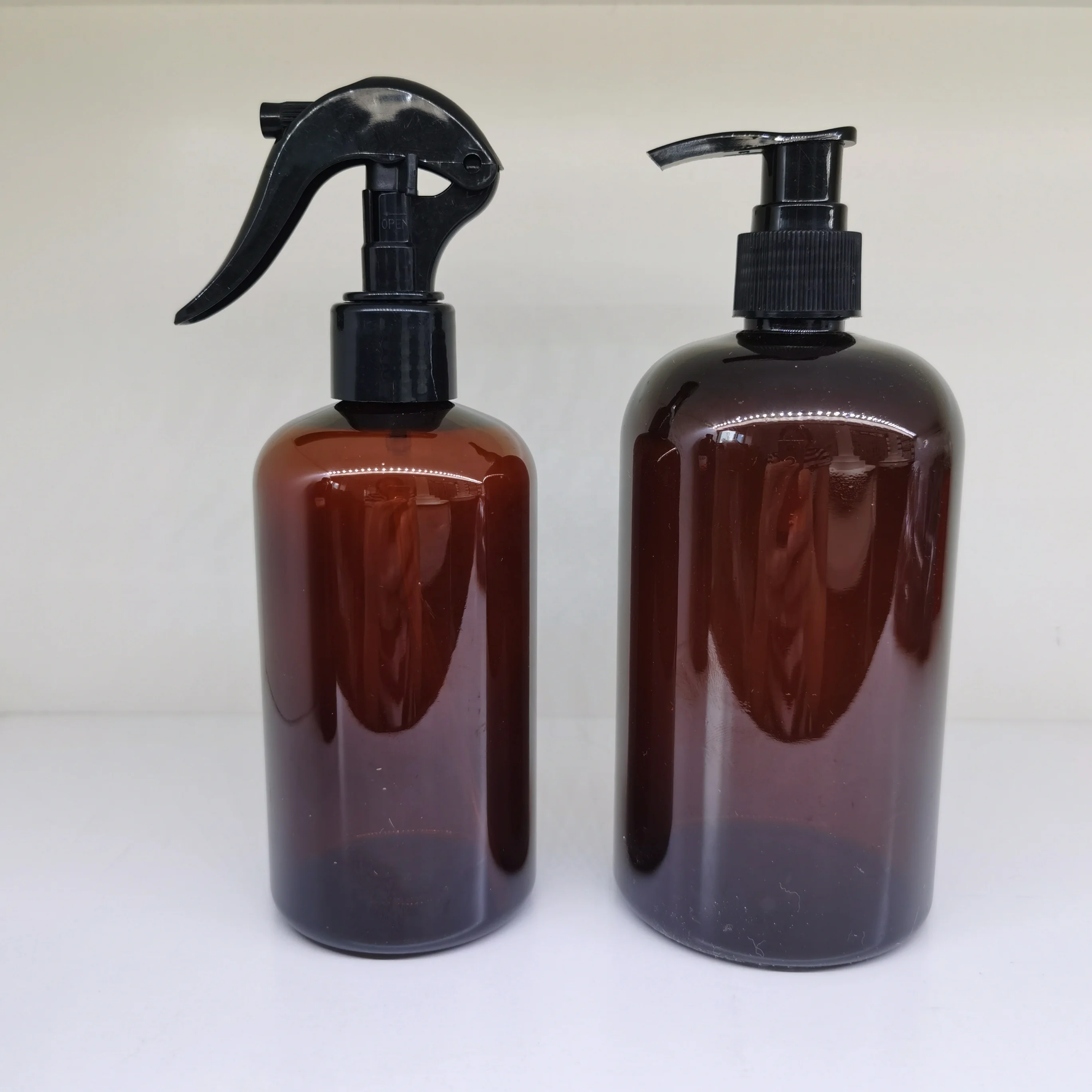 Plastic Bottles, Amber PET Boston Rounds with Lined Aluminum Caps(1.2.4.8.16)