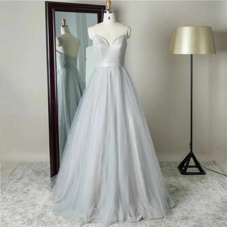 Factory direct sell sweetheart neckline transparent spaghetti strap grey ladies long prom dress for 2022