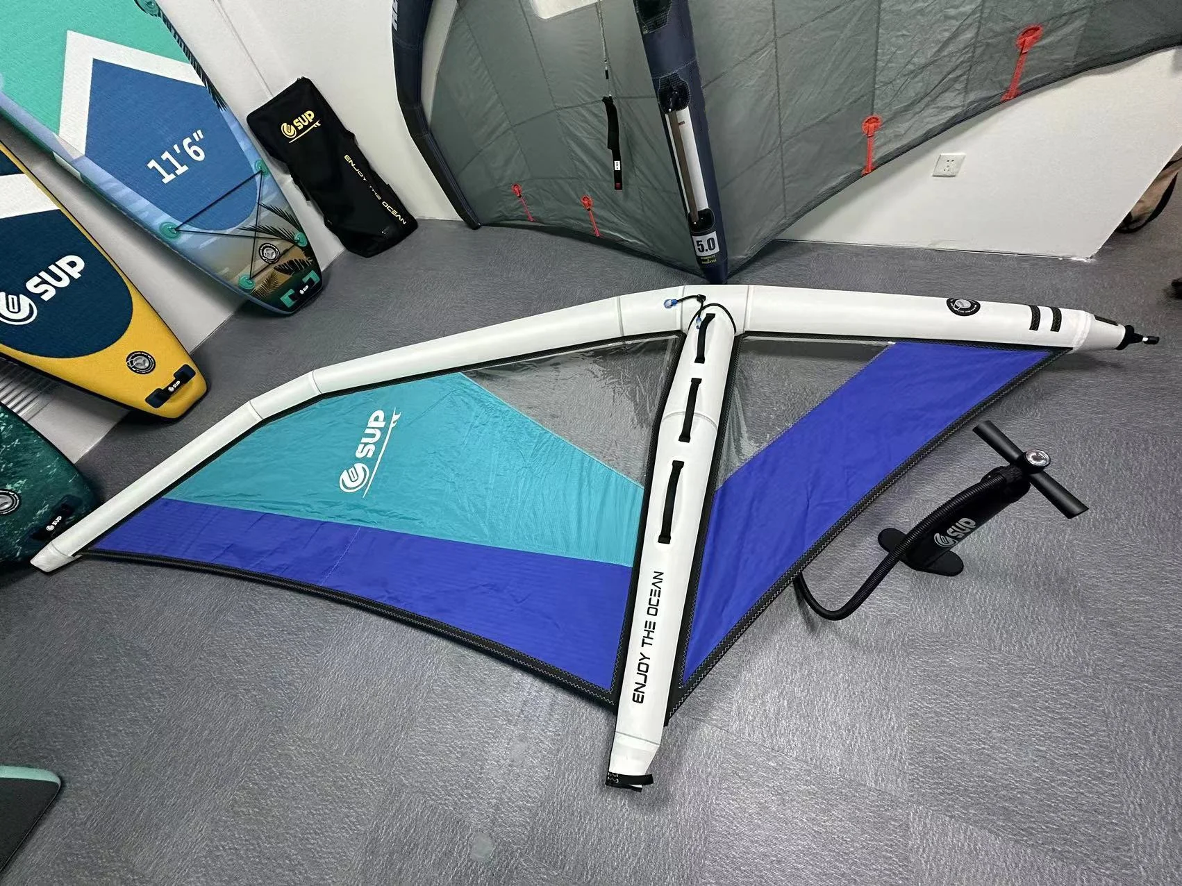 E SUP paddle board wind surf water play equipment size 4.2 m inflate rail wind surf boards paddle board wind surf