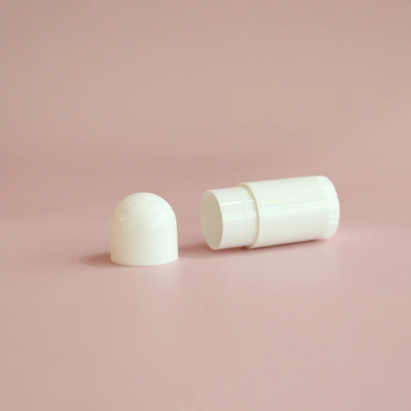 Бесплатный образец детских тюбиков для губ пустой маленький бальзам мини тюбик бальзама оптовая продажа индивидуальная бутылка