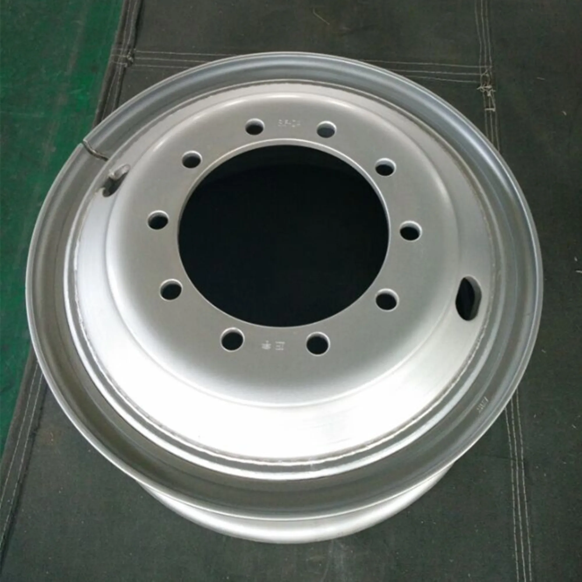 8,5-24 стальной обод колеса для грузовика