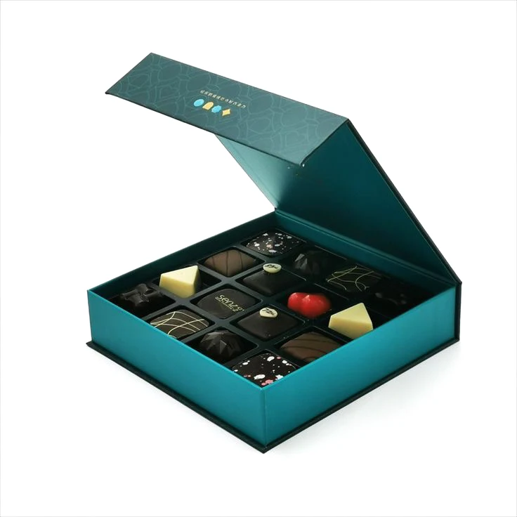 Luxury Custom Handmade Magnetic Closing Gift Cardboard Divider Packaging Sweet Chocolates Box