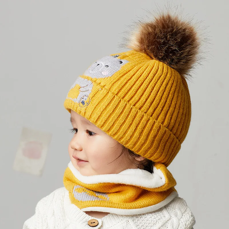 Wholesale Winter Kids Cartoon 100% Cotton Crochet Knitted Faux Fur Pom Pom Beanies Custom Label Toddle Baby Hats and Scarf Set