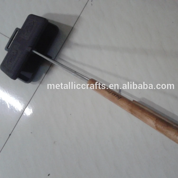 
heavy duty cast iron fireside hamburger / pie/Jaffle/camp/sandwich cooker iron with stay-cool wooden/ bakelite handles 
