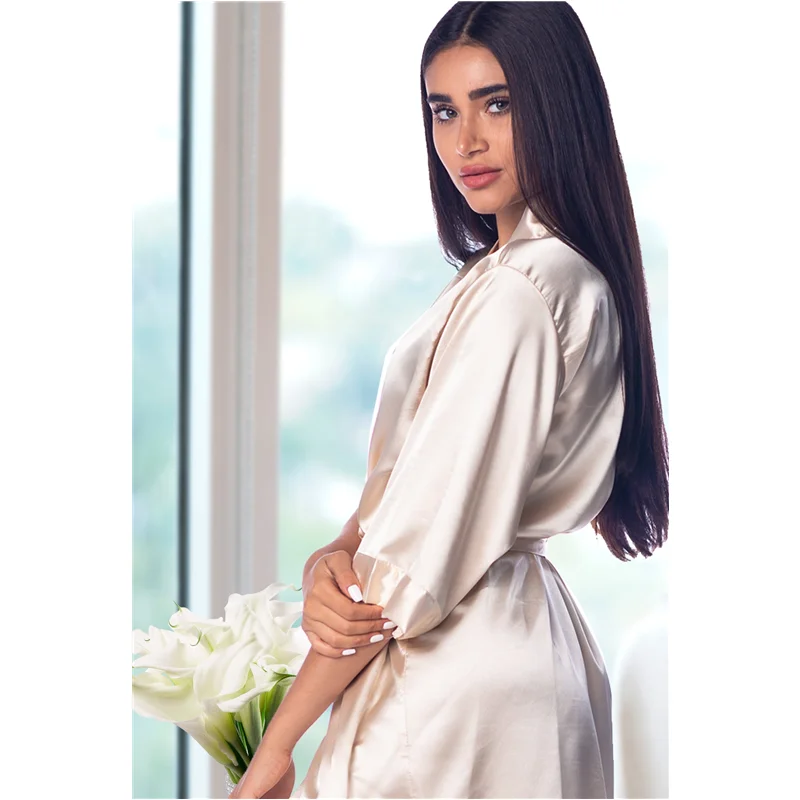 Custom Gift-wrapped Box Wholesale 100 % mulberry silk pillowcase sleep mask and scrunchies bridesmaid robes set