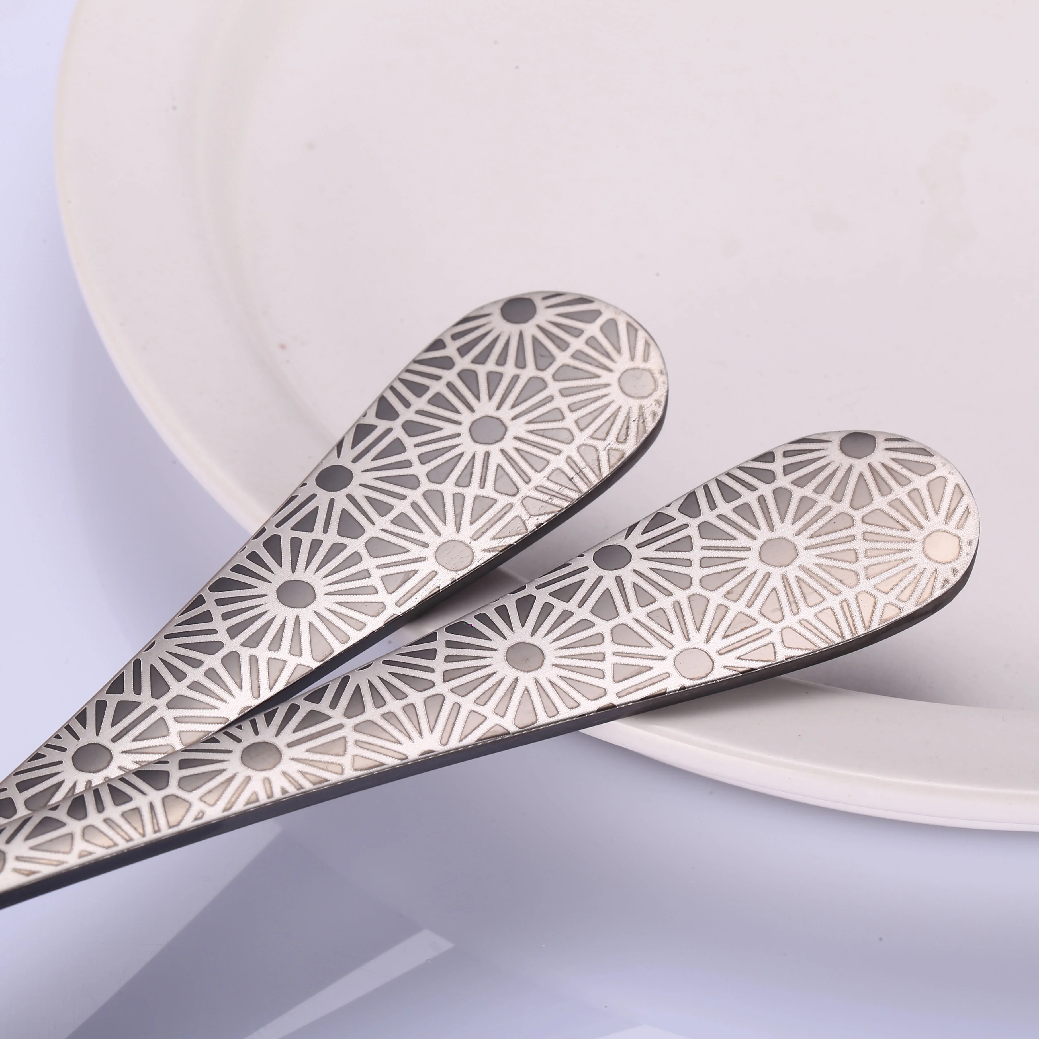 
Black Flatware Cutlery Set Stainless Steel Silverware Tableware Set Black Sterling Electroplated Metal Mirror Polished 