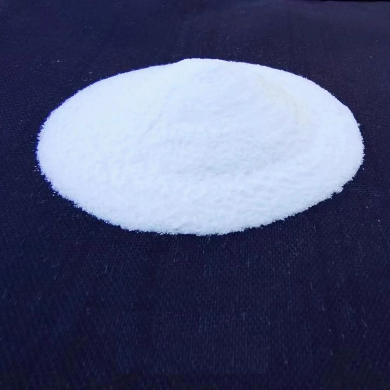 Best Selling Potassium Dihydrogen Phosphate Worm Poop 28-12-10 Npk Water Soluble Fertilizer