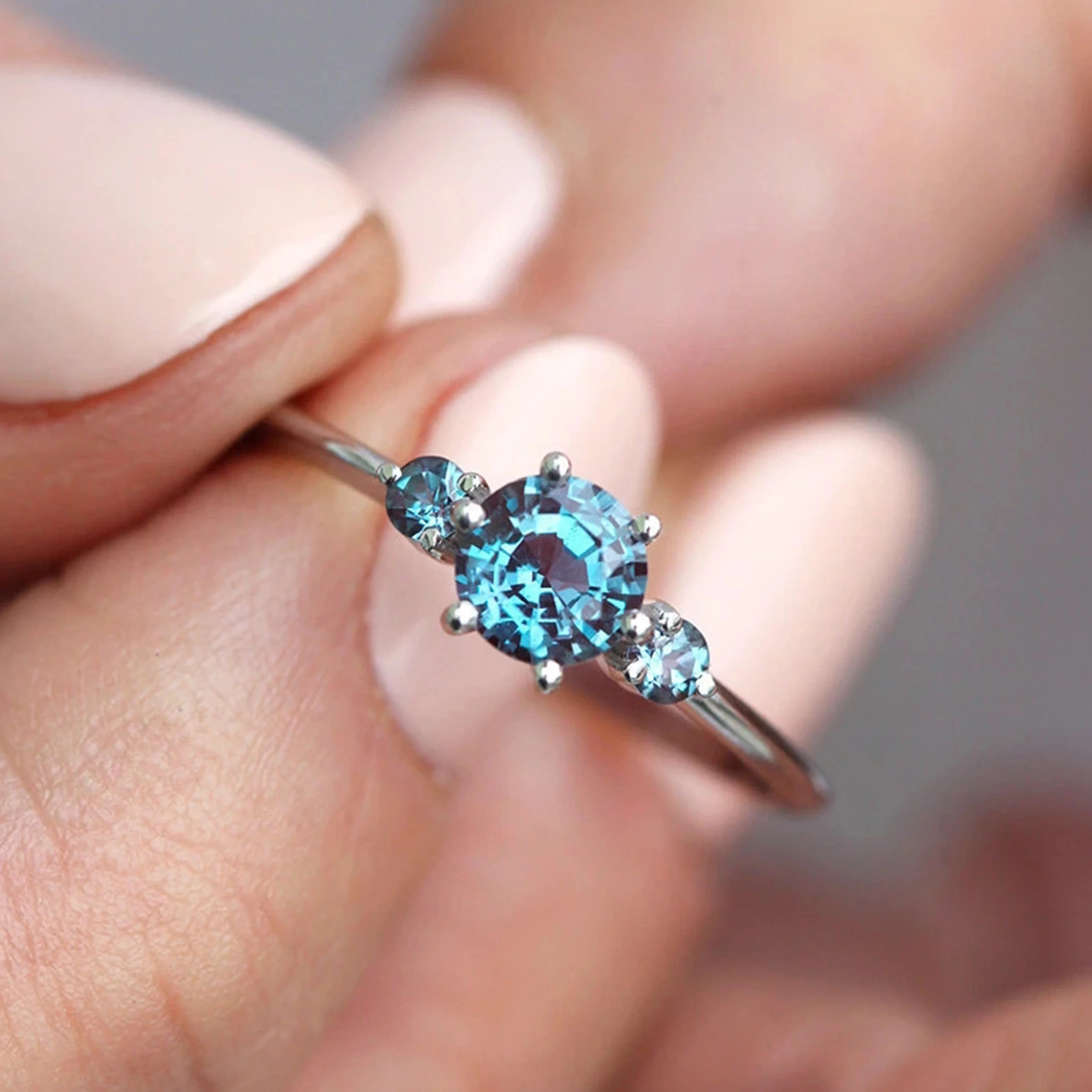 Promise Ring Popular Round Cut  925 Sterling Silver Lab Alexanderite Jewelry White CZ Jewelry Ladies Ring