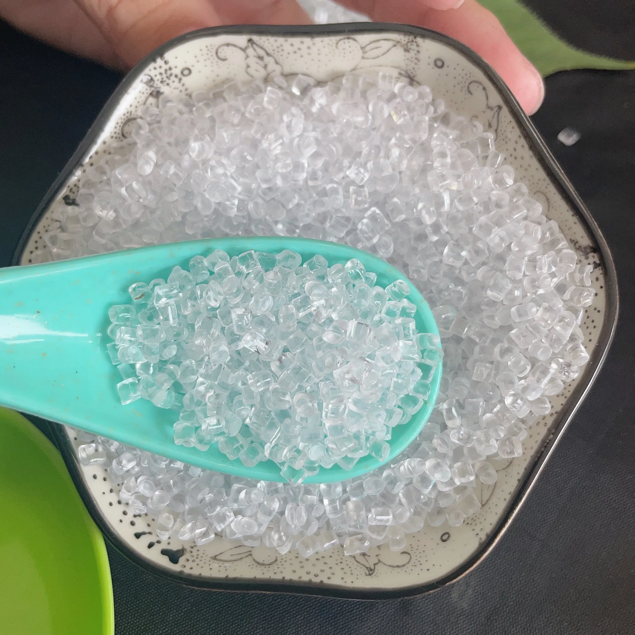 PC M7027U ML300  M7027BF EGN2020KR GSH2030R2 M7026U F22UR TP-30E plastic granules