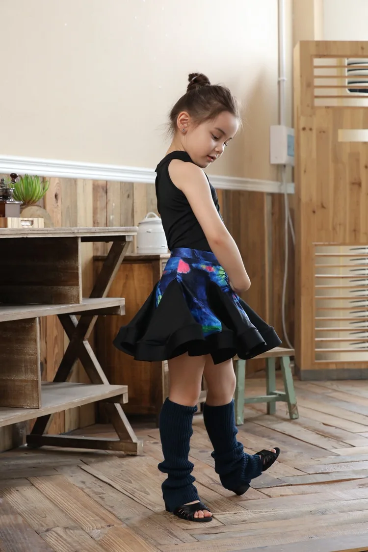 Stylish Adult Women Knitted Long Socks 43cm Fashion Girls Winter Dance Knee High Elastic Leg
