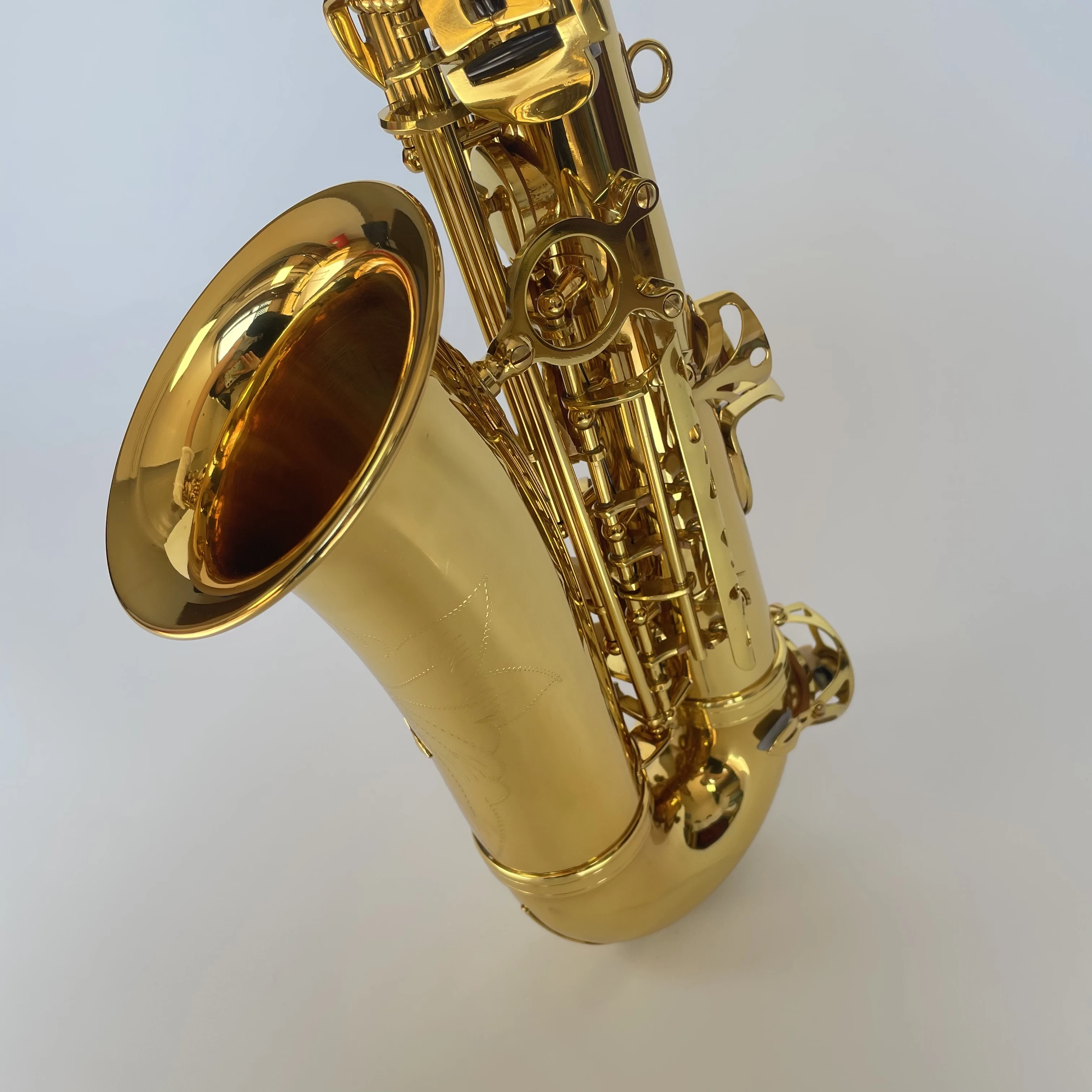 Gold Color Alto Saxophone Eb Key Brass Lacquer Finished Saxophone
