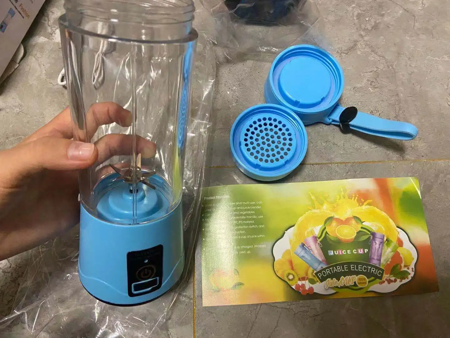 
2017 mini portable travel juice cup electric blender mixer juicer usb charger juice blender 