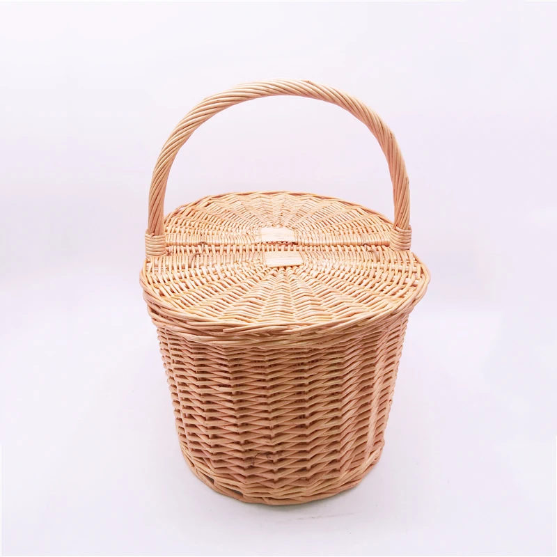 Good Quality Handmade Eco Friendly Holiday Custom Made Wicker PP Rattan Picnic Fruit Storage Basket New Design