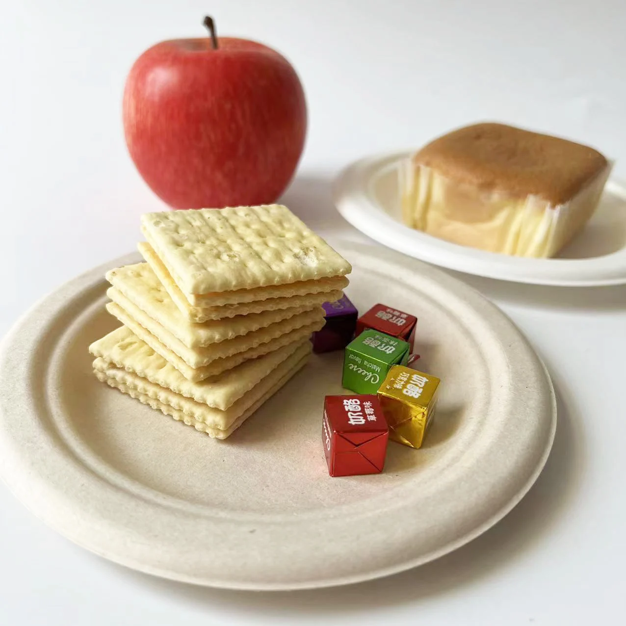 Biodegradable bagasse plate 6 inch disposable round plate white party plates