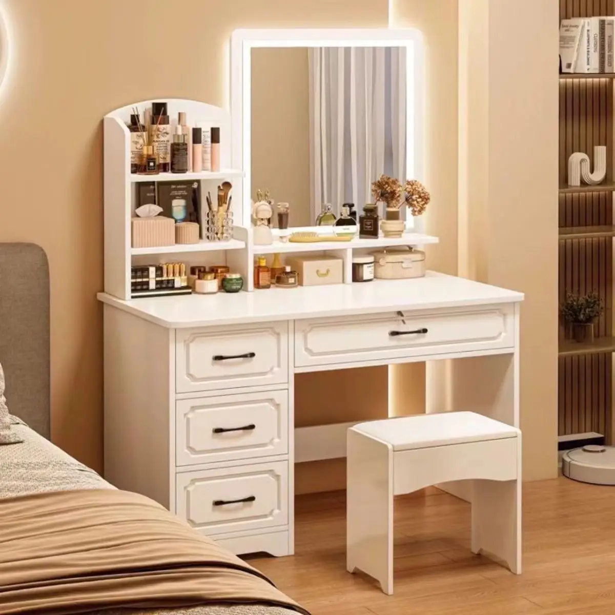 New Simple Led Mirror Vanity Bedroom Furniture Luxury Modern Dressing Table Bedroom Make Up Dressing Table With Led Mirror