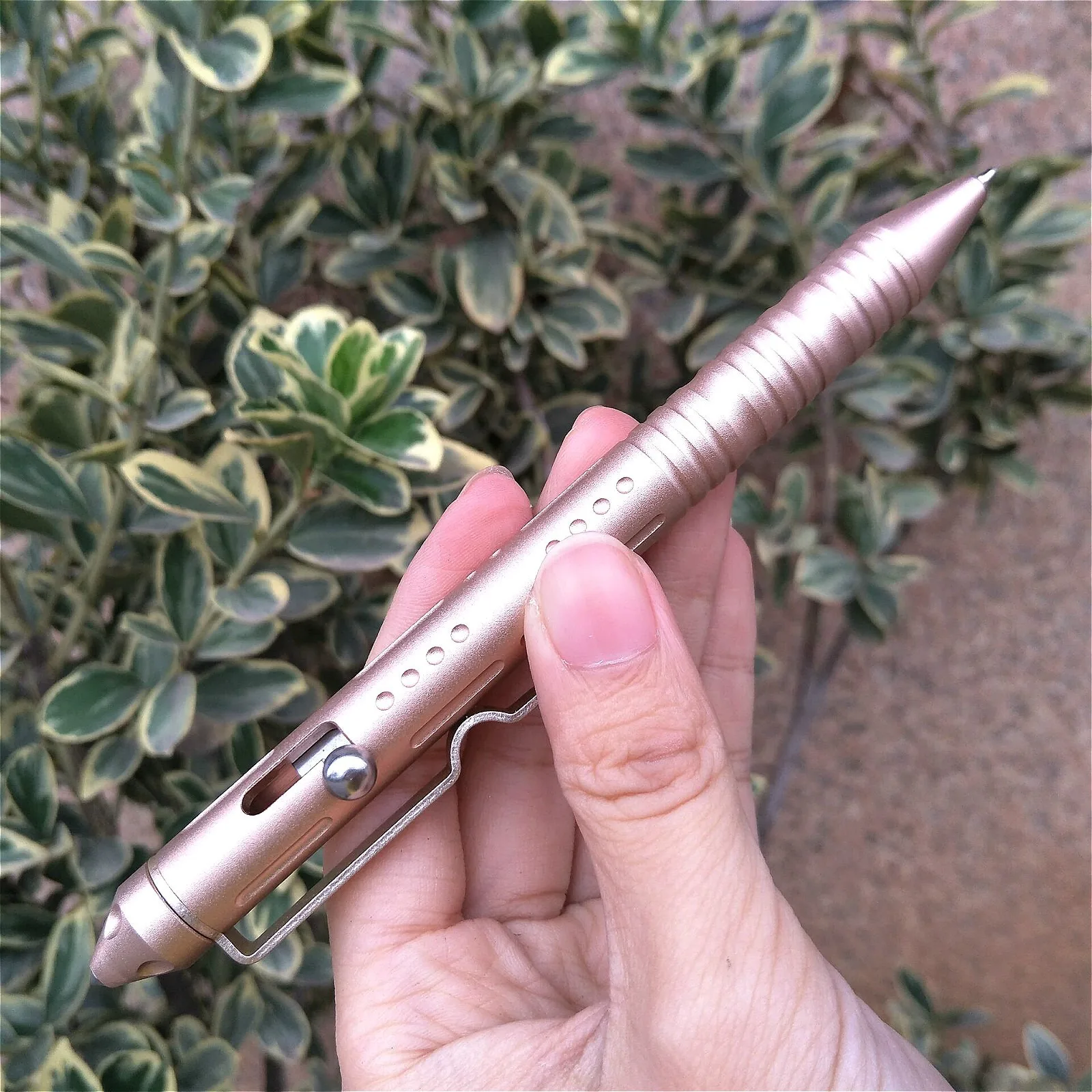 Tungsten steel tip window breaking LOGO Tactical defense pen Bolt Signature pen Outdoor self-defense Ballpoint Pens 1009