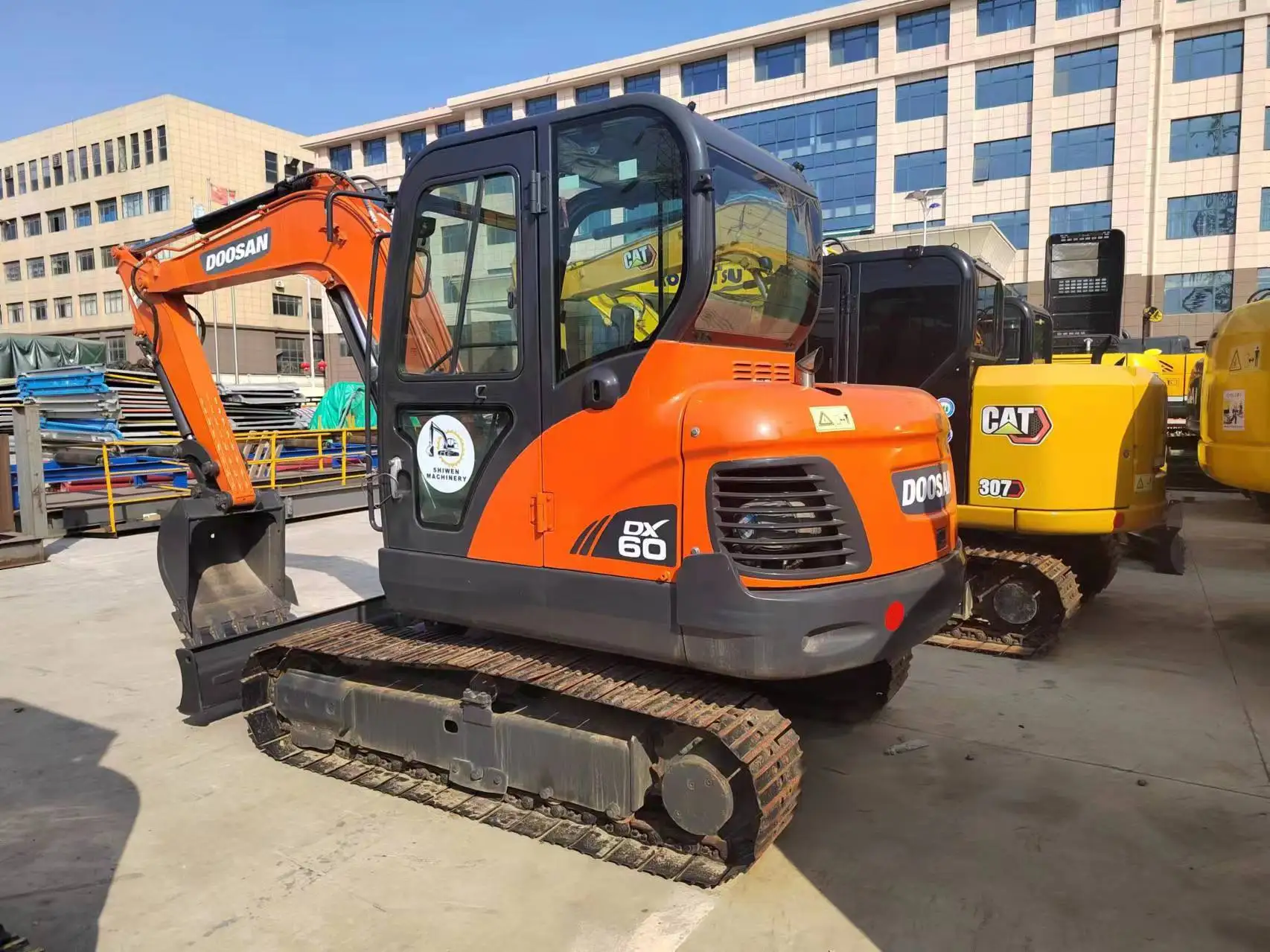 China Top Brand Original Used Excavator Doosan DX60 6Ton Trucks Used Low Price Excavator Machine