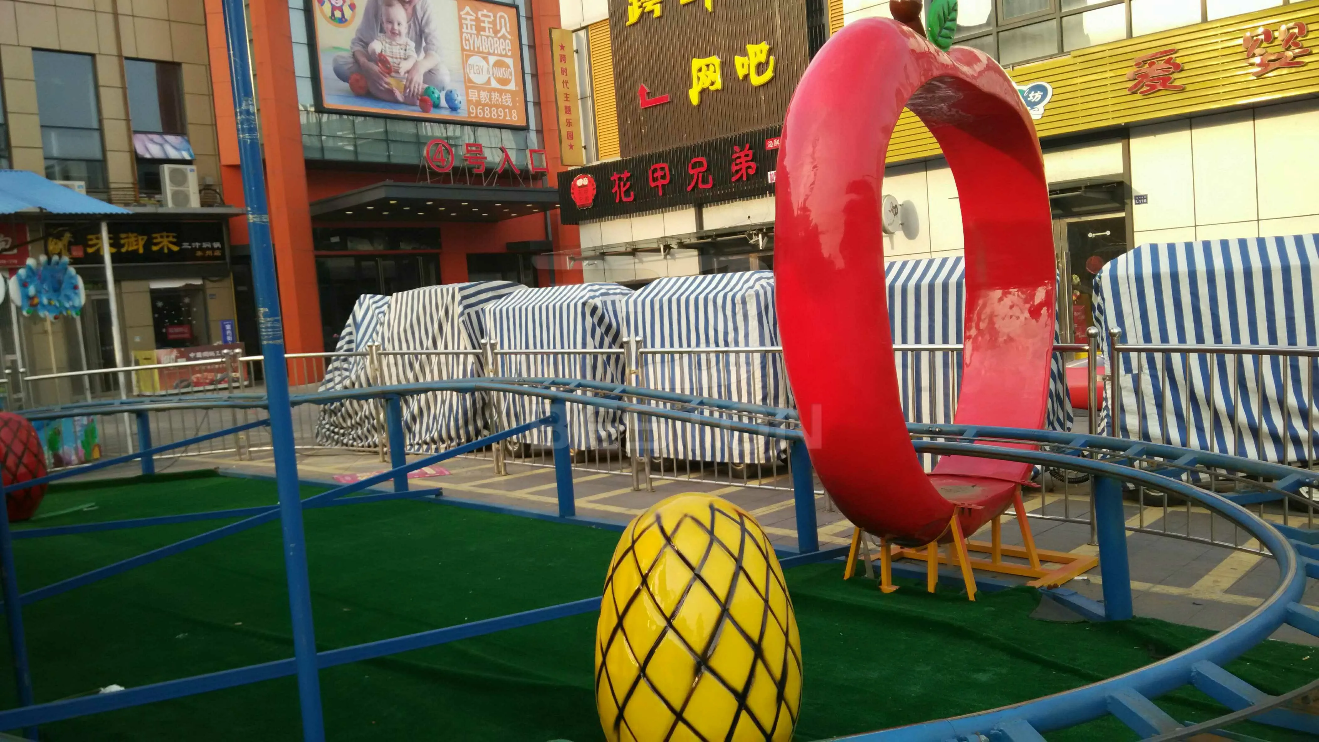 16 person roller coaster / Green Trochlear track sliding ride / kids ride on roller coaster