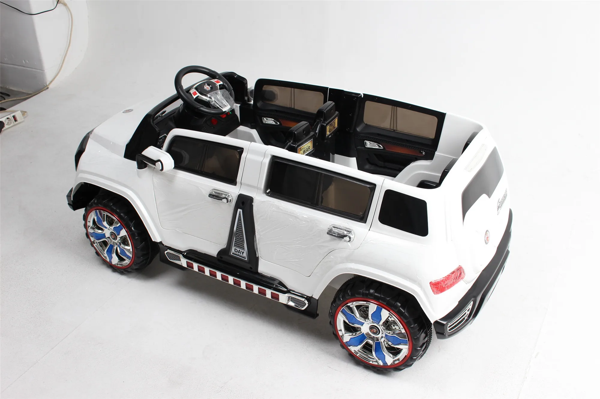 New Design Children Car Battery Ride On Car Toy Electric Car For Children 12V