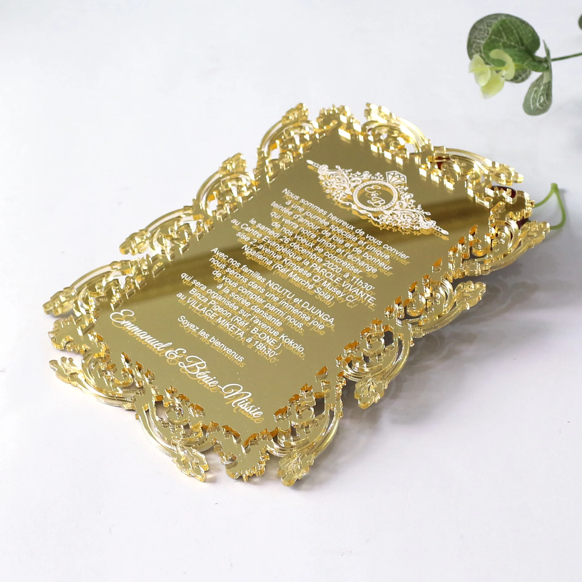 Golden Mirror Acrylic Decorative Crafts Hollow Geometric Menu Card Free Design Wedding Invitation Cards