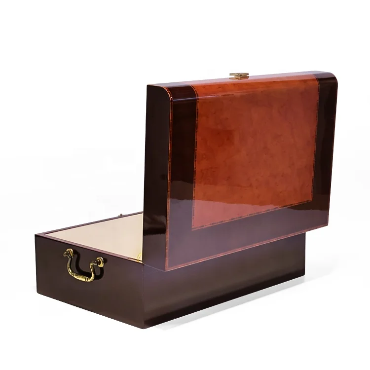 Luxury Custom design wooden high gloss gift box with lock and key