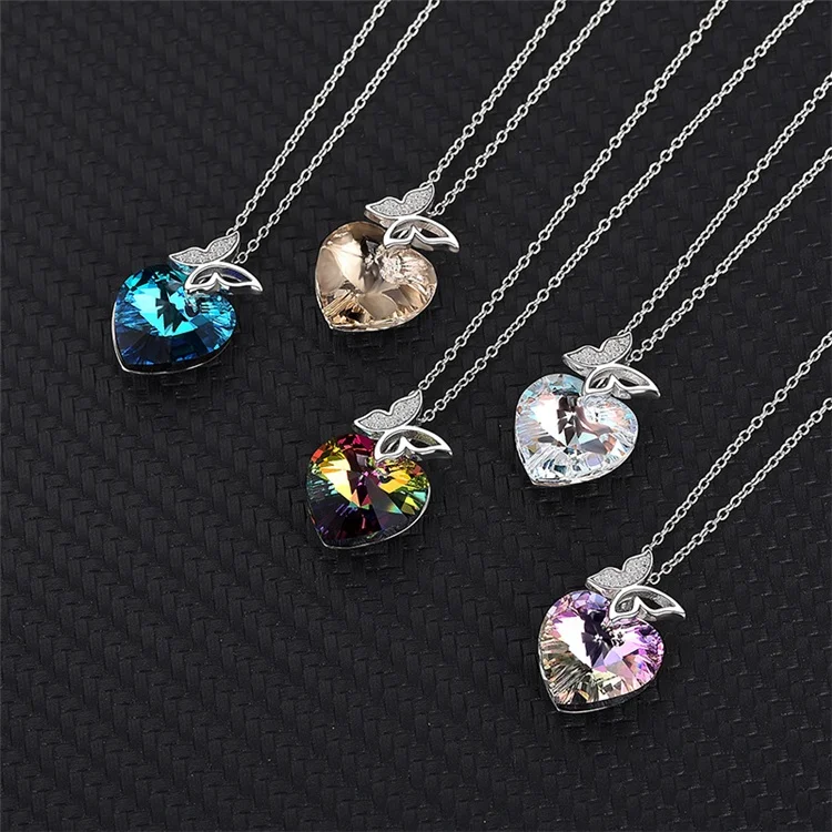 2022 New 925 Silver Crystal Diamond Heart Pendants Necklace Fashion Womens Butterfly Silver Necklace