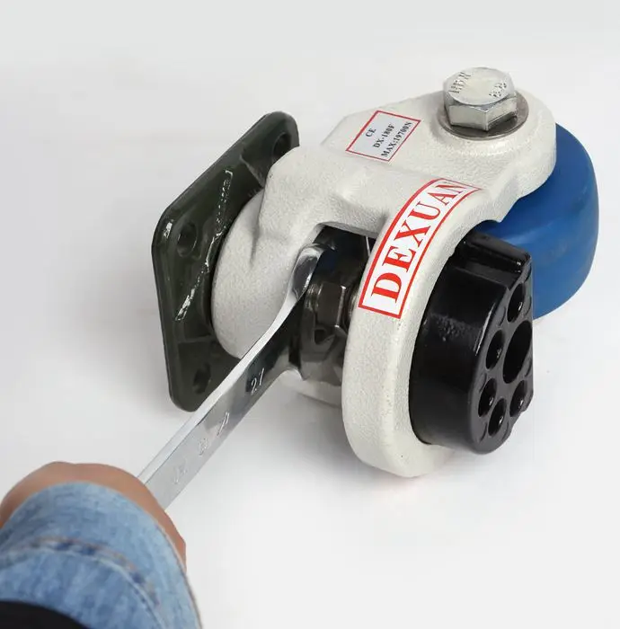 
Horizontal height leveling adjustment casters 