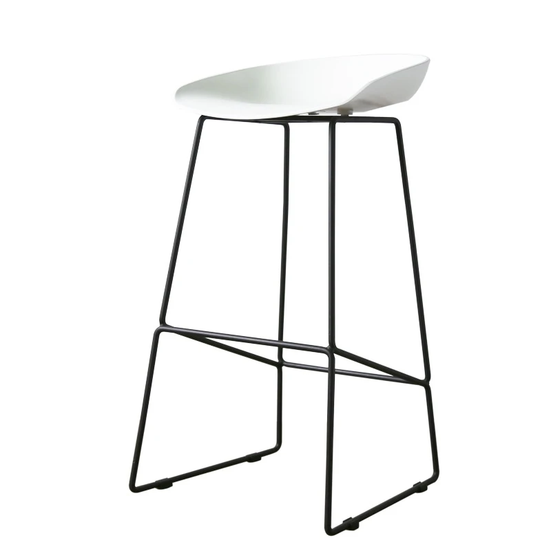 Modern stackable metal legs longe table kitchen hotel PP plastic high bar stool