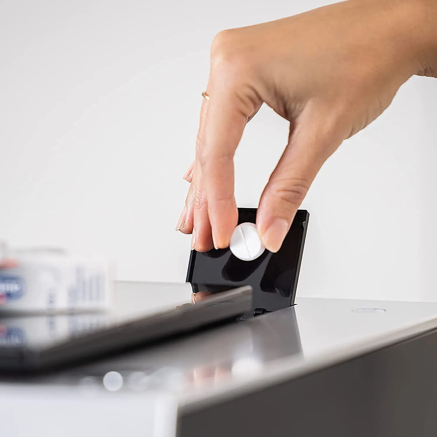 Eco-friendly Coffee Maker Cleaning Tablets Remove Oil and Residue Detergent Effervescent