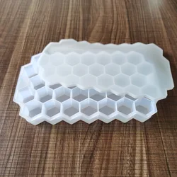 Custom LFGB Certified Easy Release Creative Christmas Mold BPA free 14 holes silicone ice cube tray with Removable Lid