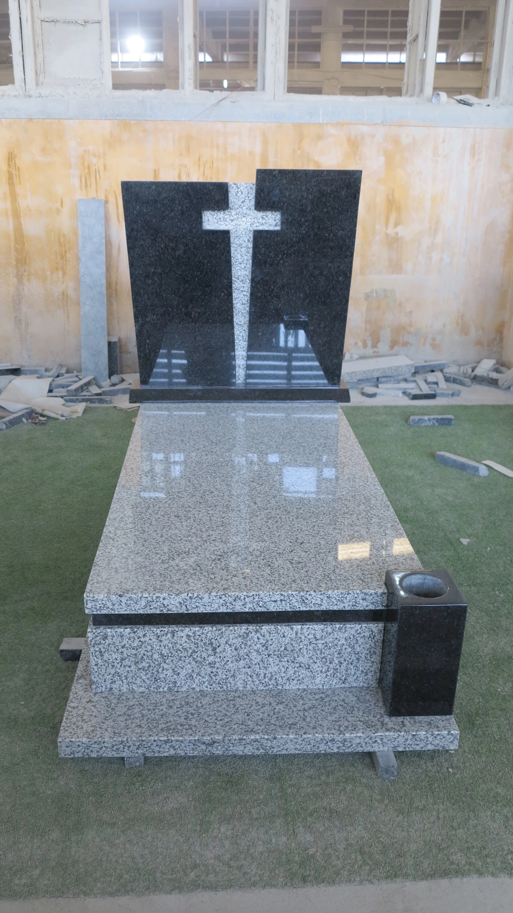 Gravestone Square Shape Granite Tombstones Ready for Graves Headstone