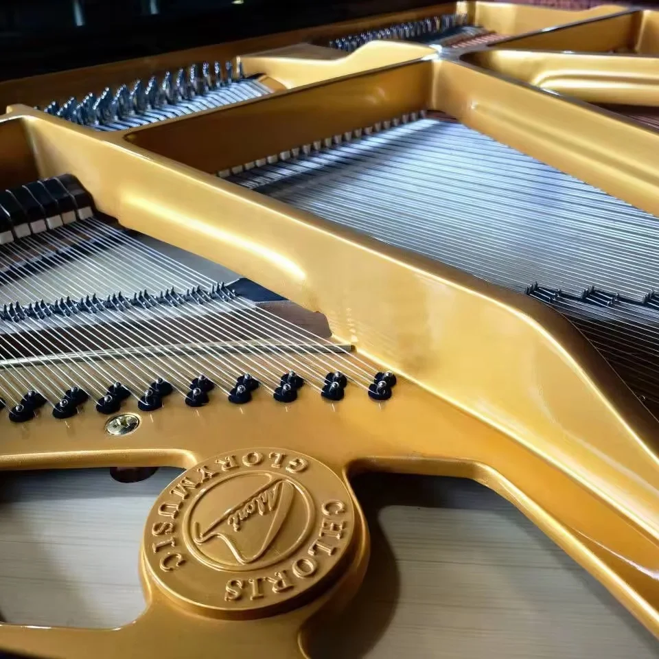 Solid Wood Keyboard piano HG-152 with Curved Legs and German Piano Parts