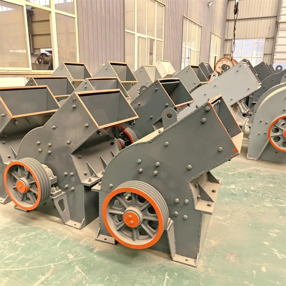 Diesel driven hammer crusher is suitable for gold mining 10 tph good finished product granularity hammer crusher