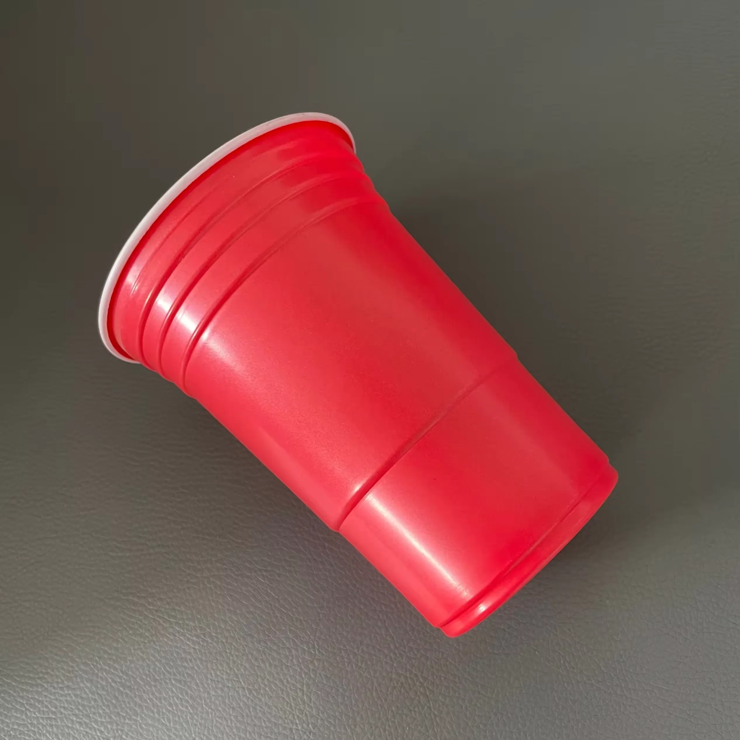 Sturdy and Recyclable Red Blue Plastic  Beer Pong Cups for Disposable Party Cup Or Toss Beer Pong Game