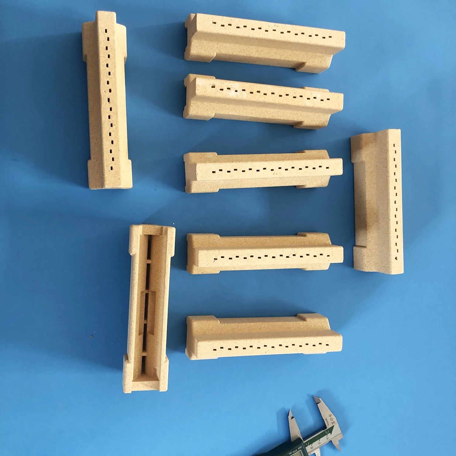 Industrial Rail Traffic Wear Resistant Cordierite Ceramic Plate