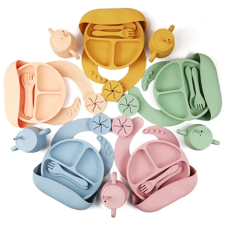 New Baby Gift Sets BPA Free Printed Logo Wholesale Training Tableware Babi Plate Bowl Bibs Products Silicone Baby Feeding Set