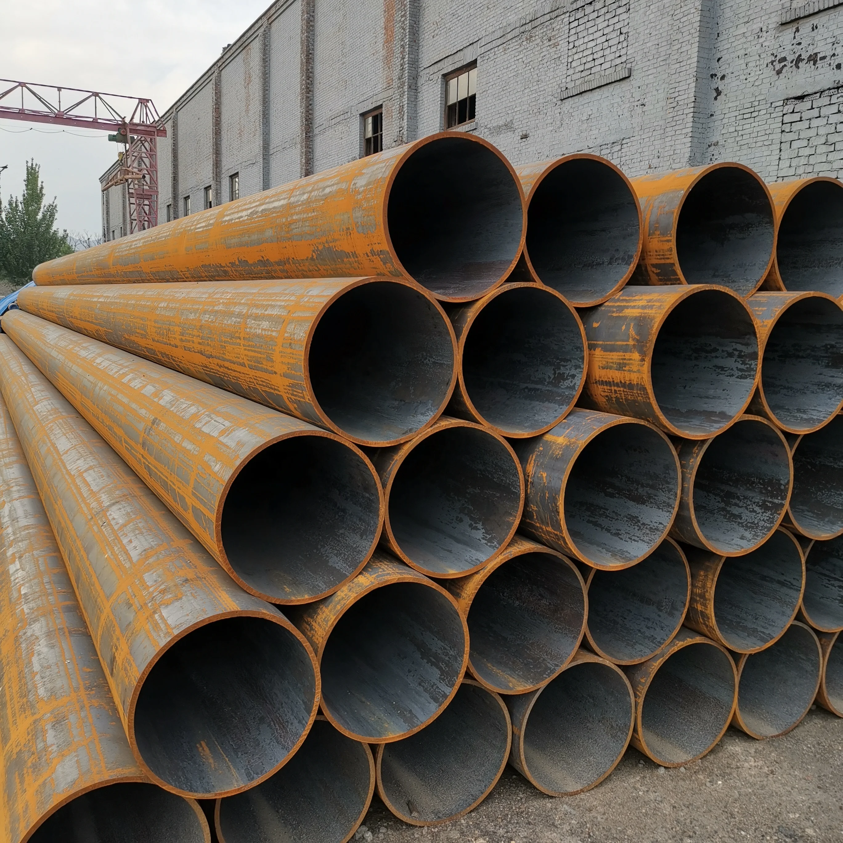 Din 17175 Grade Standard Steel Pipe, Seamless Steel Pipe for High Temperature and Pressure