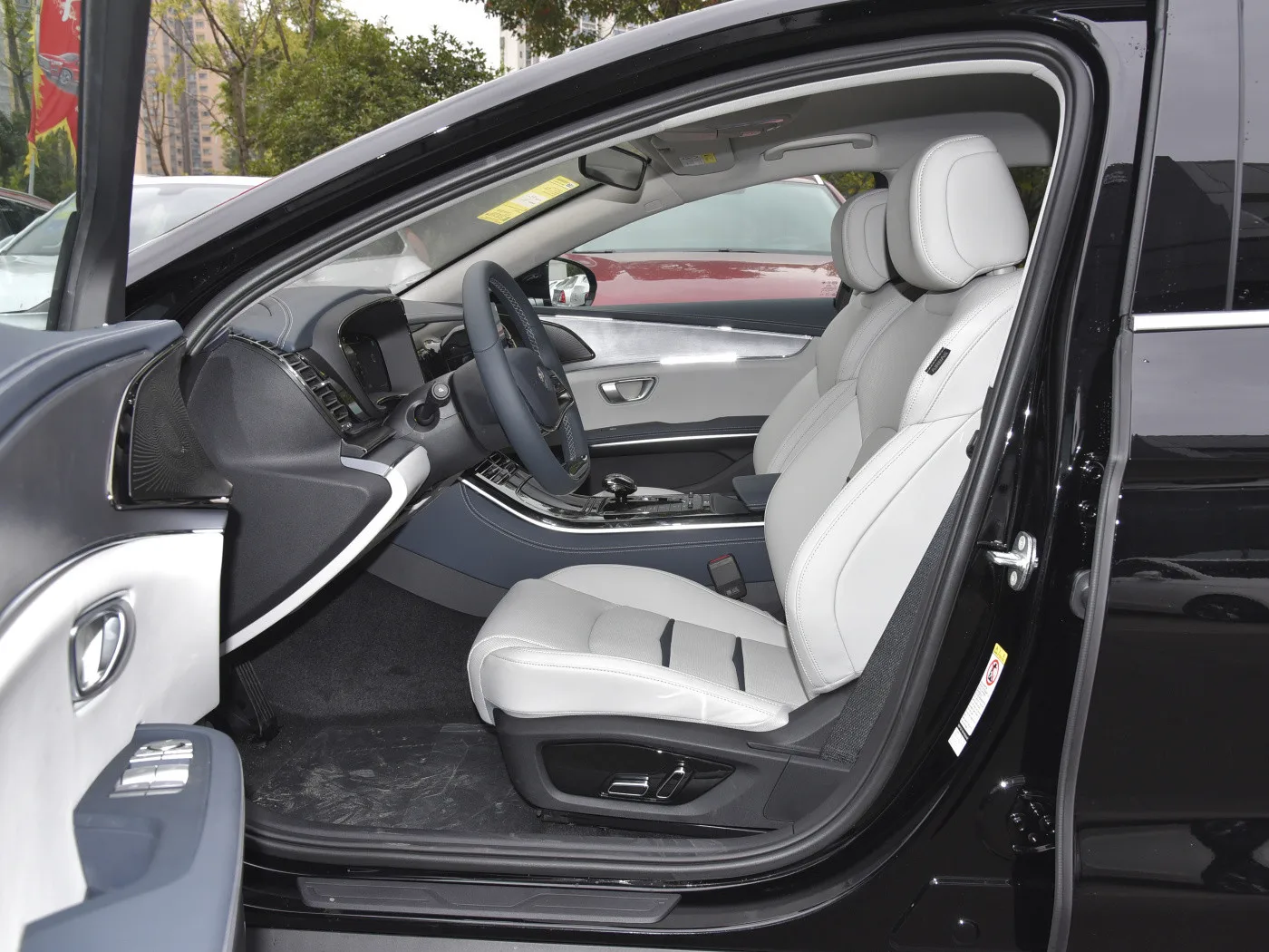 Luxury china new energy electric car BYD e9 2022 used sedan car