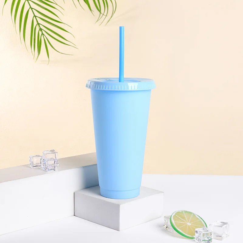 Reusable Cup with Lid and Straw Plastic Colorful Iced Coffee Cup Travel Mug Cold Drink Bulk Tumbler for Birthday Party