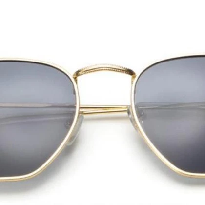 2020 new arrivals fashion wholesale women sunglass for ladies European & American metal frame ocean piece