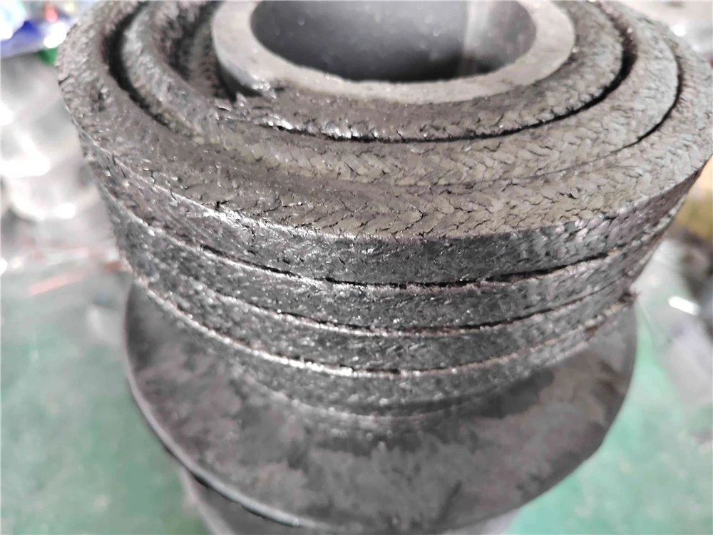 OEM manufacture supplier of expandable packings high temperature dipped black braided rope ptfe graphite gland packing