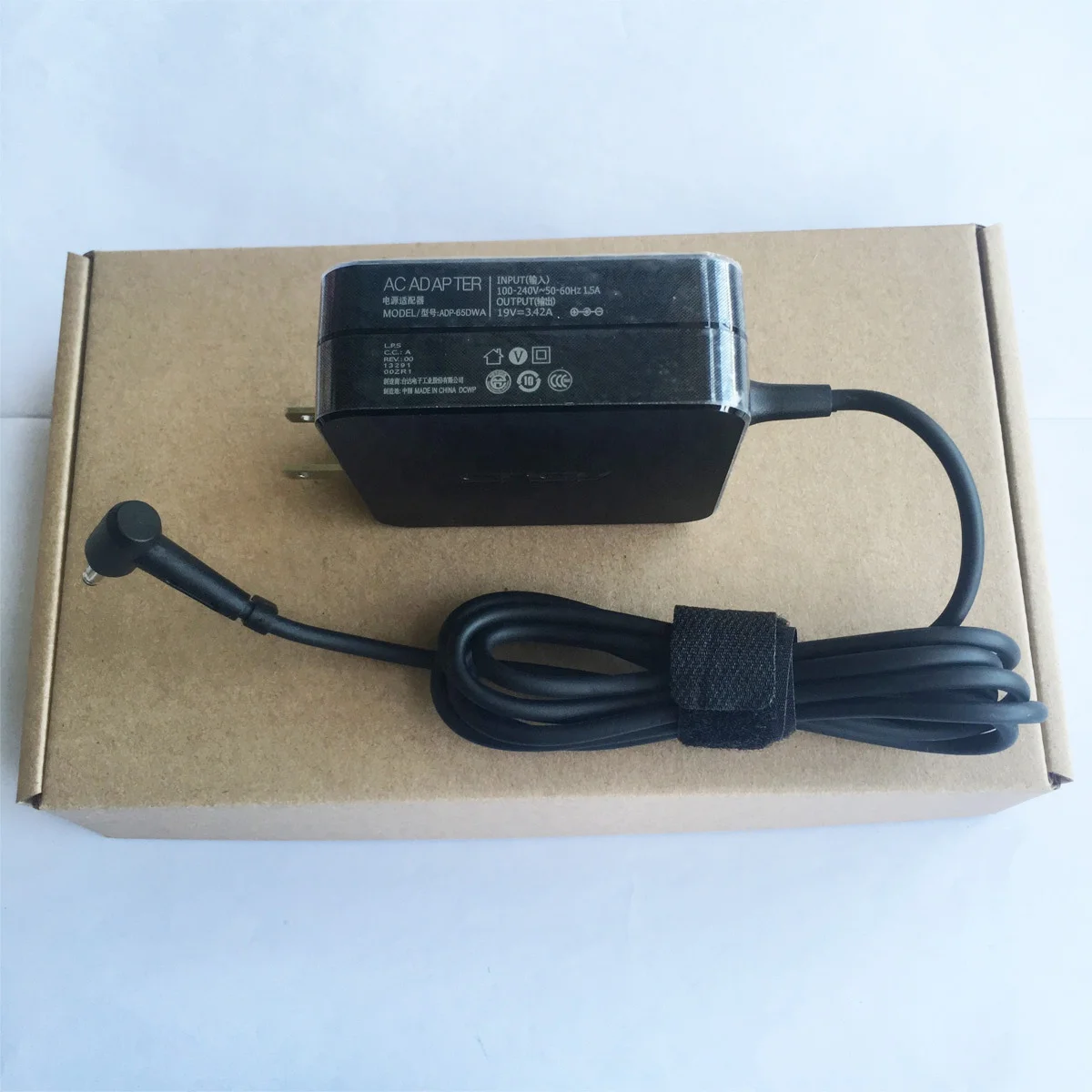  Original AC Adapter 65W 19V 3.42A Laptop Charger For Asus UX305 UX305F UX305FA UX305U UX305UA UX305C UX305CA UX305L Power