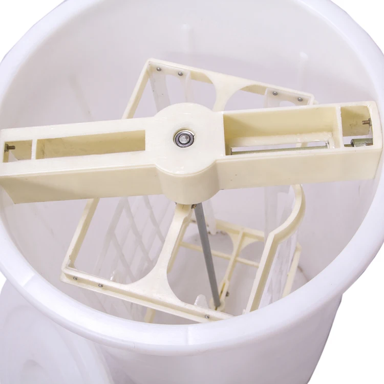 2 рамы, пластиковый экстрактор меда с ручным управлением для пчеловодческого оборудования