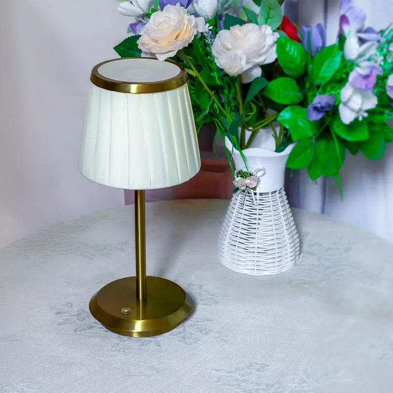 LED Cordless Charging Lamps Fabric Lampshade Led Lights Indoor Reading Night Light Lamps for Bedroom Living Room Led Table Lamp